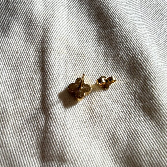 $395 Authentic LOUIS VUITTON made in ITALY Unisex Gold Pierced 1 Earring Only - Picture 3 of 8